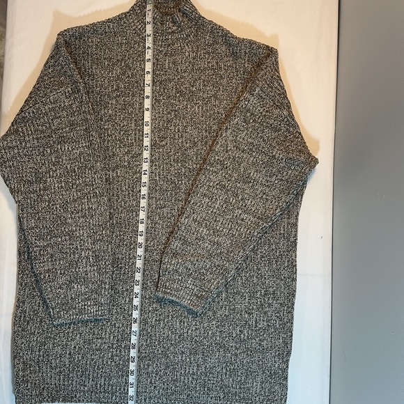 Tularose Djuna Mock Neck Balloon Sleeve Sweater Dress in Charcoal Gray Size M - Picture 3 of 9